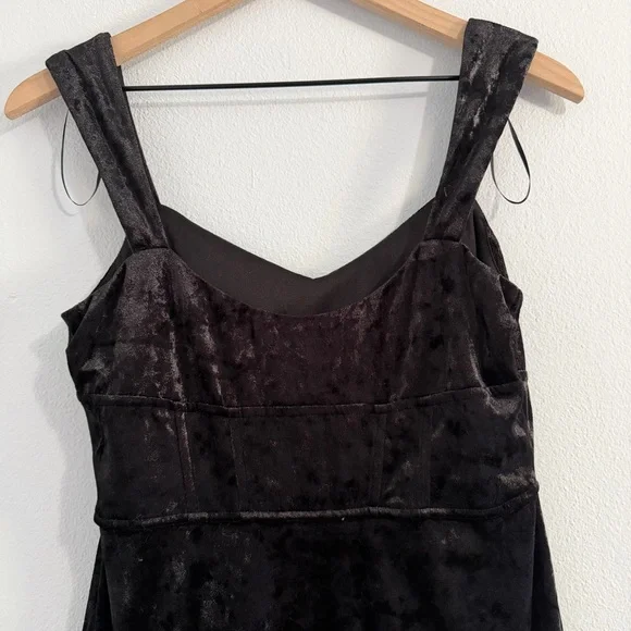Lush - Black Velvet Babydoll Dress - Picture 6 of 10